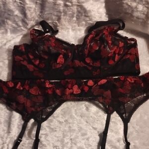 Chic Black and Red Lace Bra Set